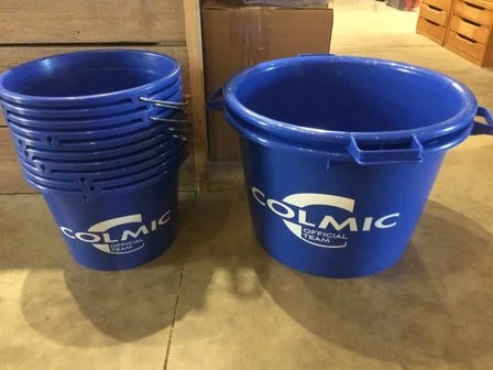 COLMIC Voederemmer BUCKET Official Team 13L 3 COLMIC Voederemmer BUCKET Official Team 13L - Afbeelding 3